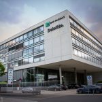 Sauernheimer GmbH, Leuchtbuchstaben, Projekt BNP PARIBAS und Deloitte - Nürnberg